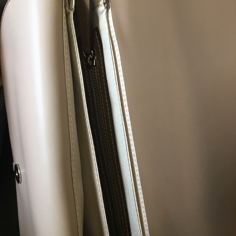 Multi Pocket Purse - Picture 3 of 5